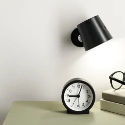 Analog väckarklocka med tysta visare, 8,9 cm