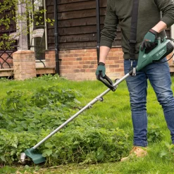 Bosch AFS 23-37 röjsåg elektrisk, med tråd och knivar