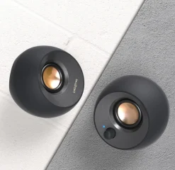 Creative Pebble V2 datorhögtalare med bas, USB-C
