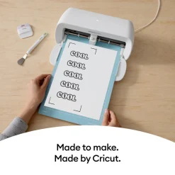 Cricut Printable Vinyl A4, självhäftande, 12 ark