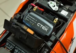 CTEK CT5 Powersport 12 V batteriladdare mc, ATV, skoter