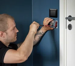 Elko RS strömbrytare 1-pol/trapp, svart