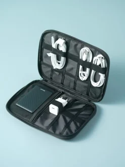 Förvaringsväska för kablar och powerbank, M