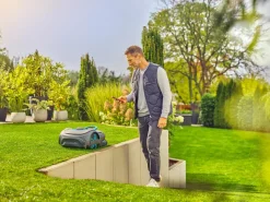 Gardena Smart Sileno Free 600 robotgräsklippare utan slinga, GPS