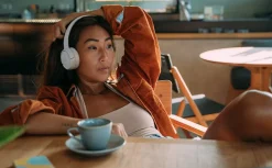 JBL Tune 520 BT, hopfällbara trådlösa on ear hörlurar
