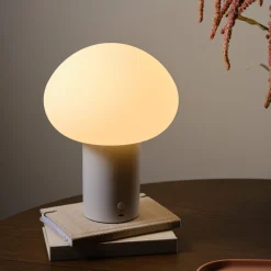 Northlight Svante laddningsbar bordslampa USB-C