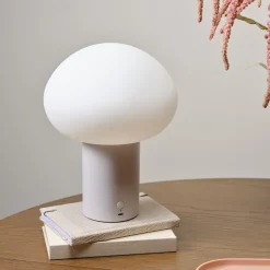 Northlight Svante laddningsbar bordslampa USB-C