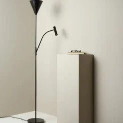 Northlight Vide golvlampa uplight med läslampa, svart
