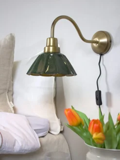 PR Home Ester vägglampa emalj 17 cm