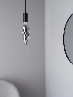 Rökfärgad lampa E27 dimbar LED Smokey, extra varmvit