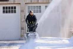 Ryobi batteridriven snöslunga RY36STX61A-260F, 2-stegs