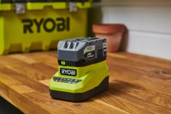 Ryobi batteriladdare 18V One+, RC18120A