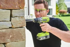Ryobi skruvdragare med slag, 1 batteri R18PD2-115S