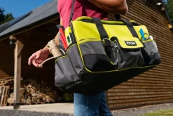 Ryobi verktygsväska RSSLTB1 large, med axelrem 49 liter
