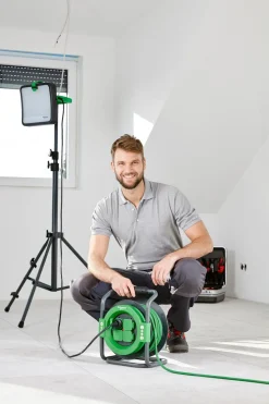 Schneider Professional kabelvinda utomhus, köldtålig