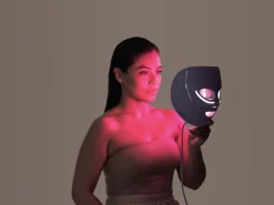 Shark CryoGlow LED-mask med kylande ögonbehandling