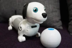 Silverlit Robo Dackel Jr interaktiv robothund, från 5 år