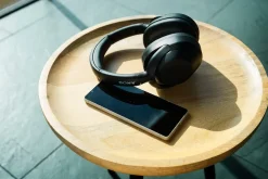 Sony ULT Wear trådlösa over ear hörlurar ANC