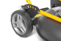 Stiga Multiclip 47 S självgående gräsklippare bensin, 45 cm