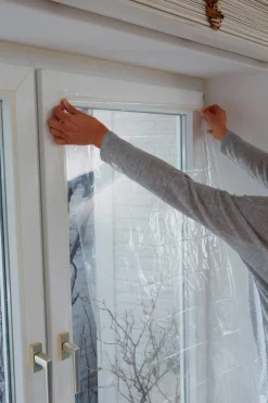 Tesa isolerande fönsterfilm