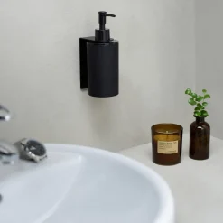 Tvålpump i plast, mattsvart, 350 ml